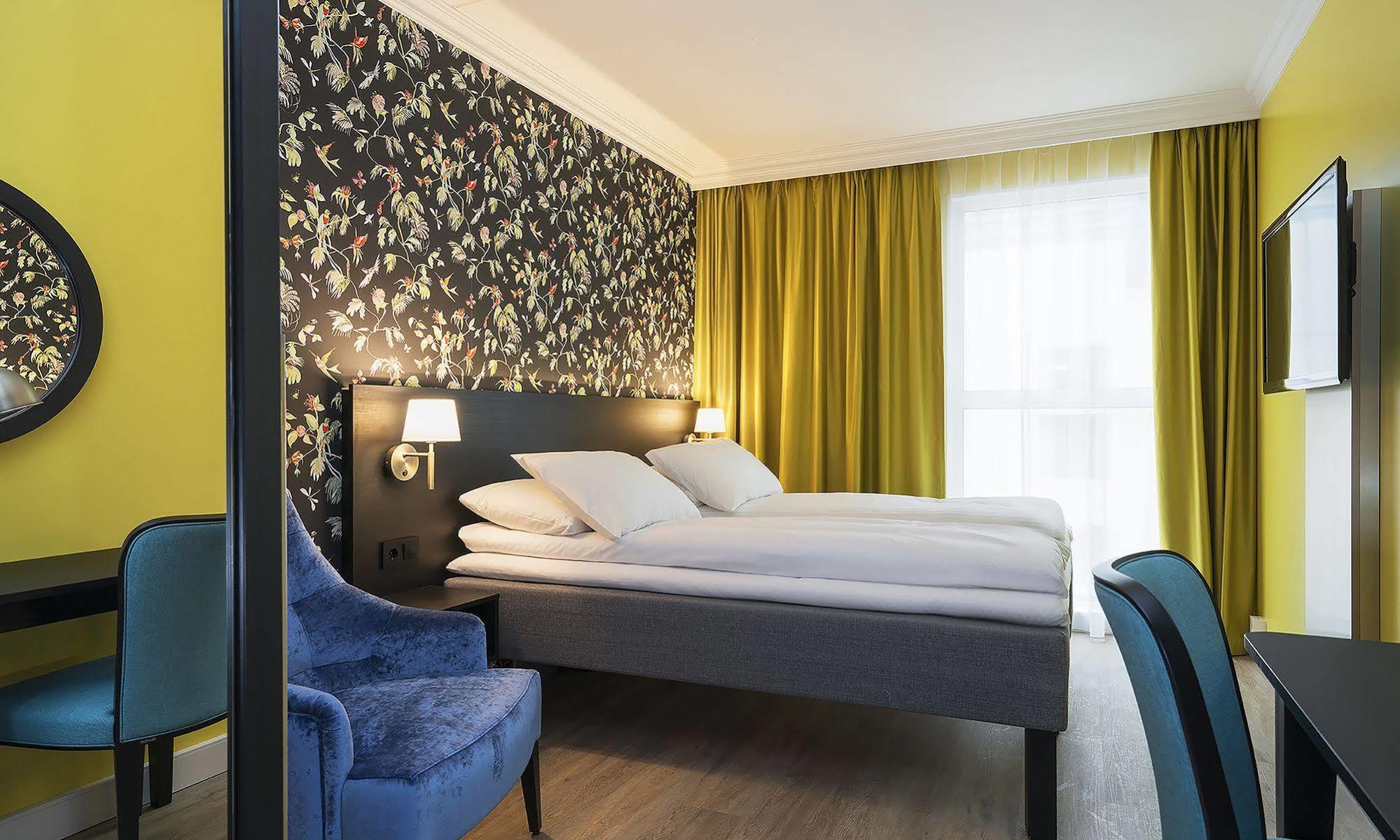 Thon Hotel Triaden Lorenskog Exterior photo